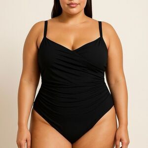 La Blanca Black Ruched One-Piece Swimsuit – Size 14